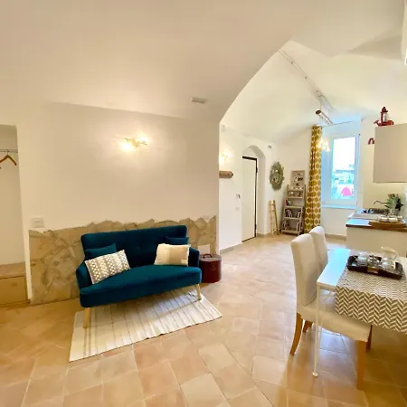 Il Sorriso Dei Sassi