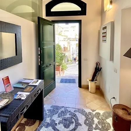 Il Sorriso Dei Sassi Pensionat 4*
