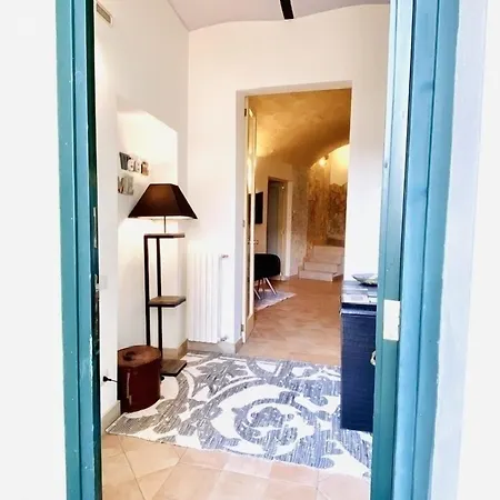 Il Sorriso Dei Sassi 4*